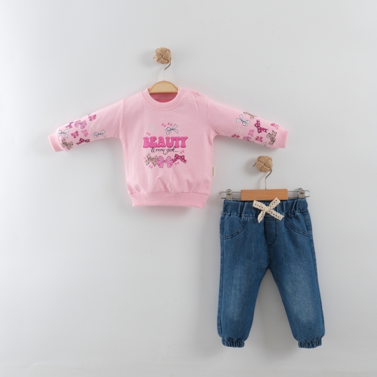 PEMBE