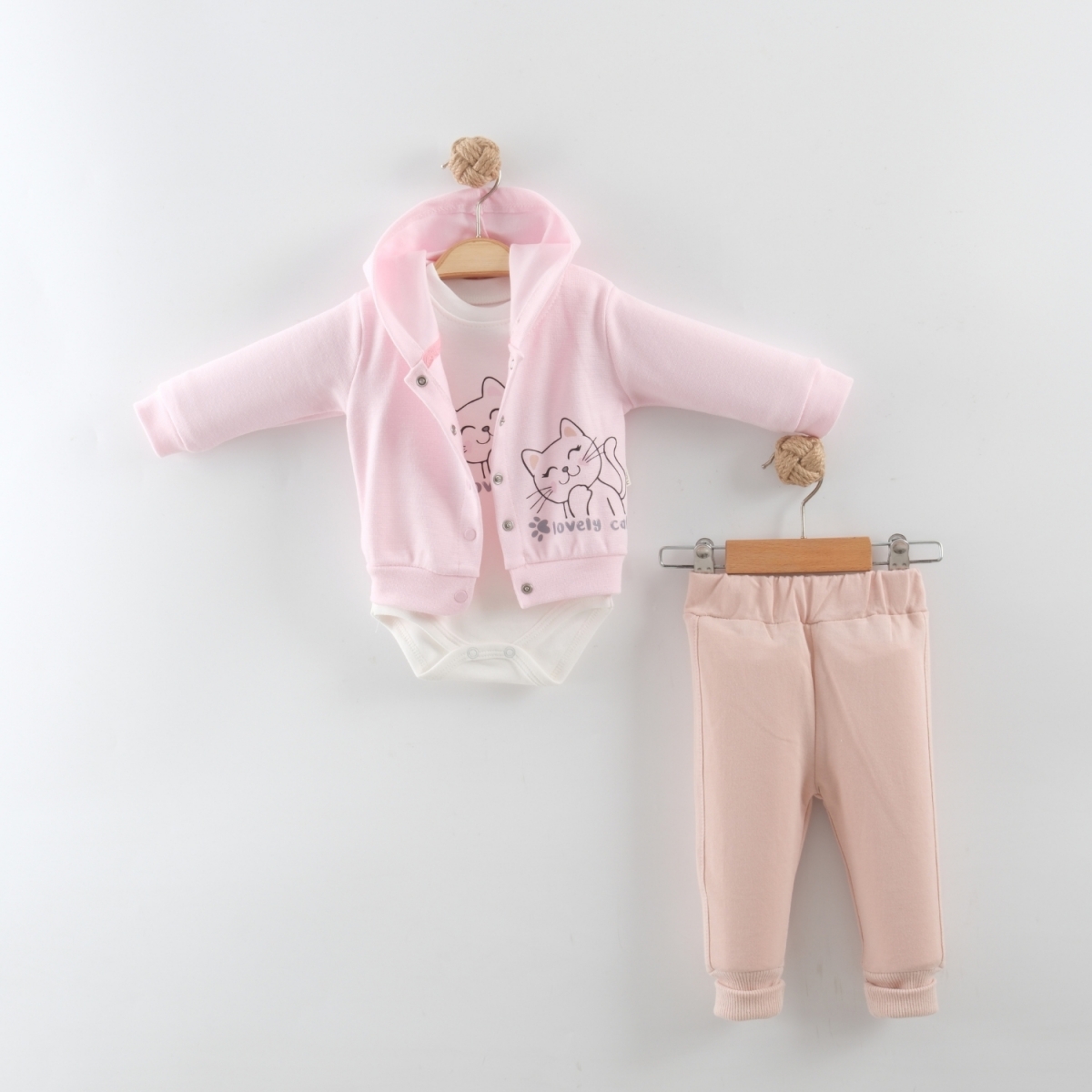 PEMBE