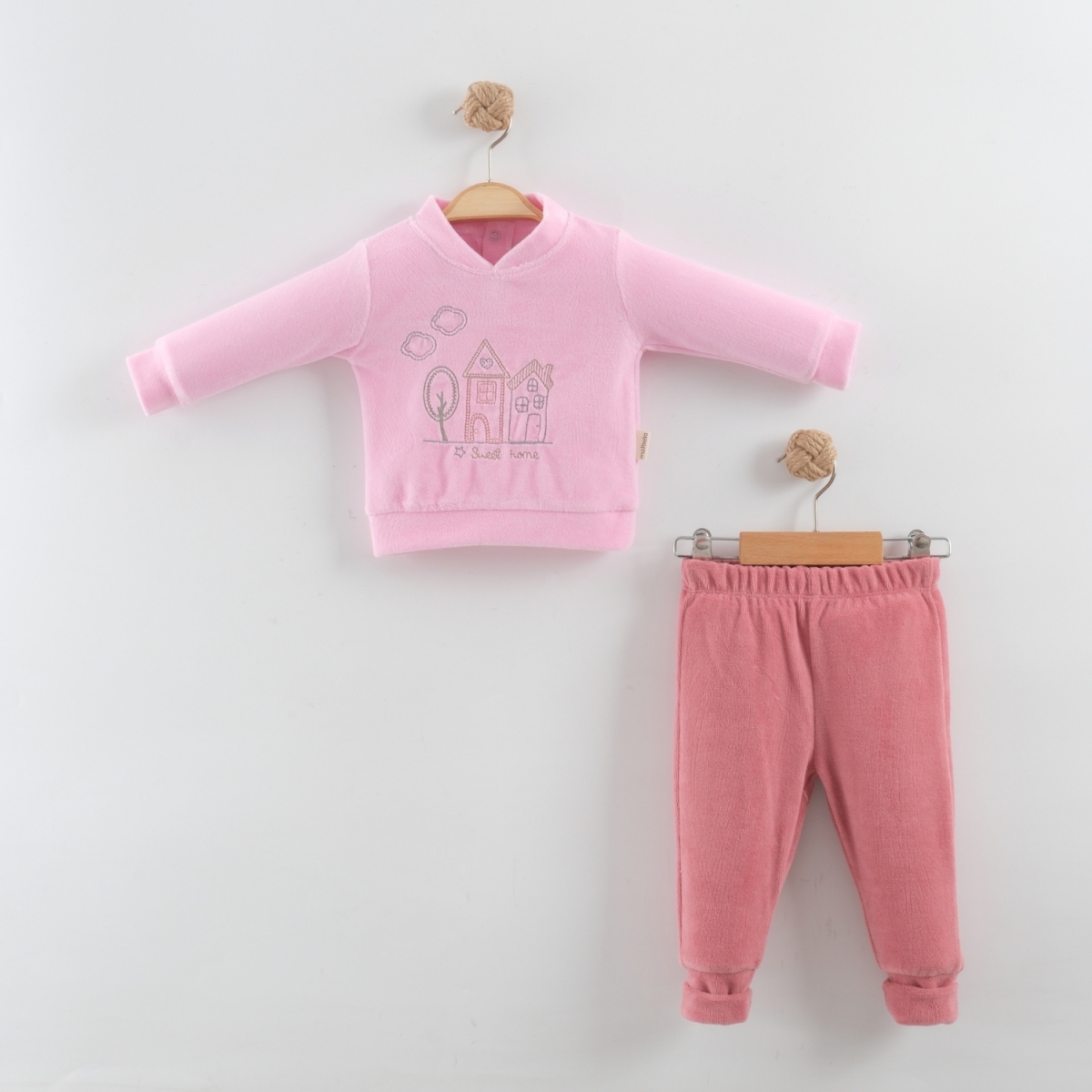 PEMBE
