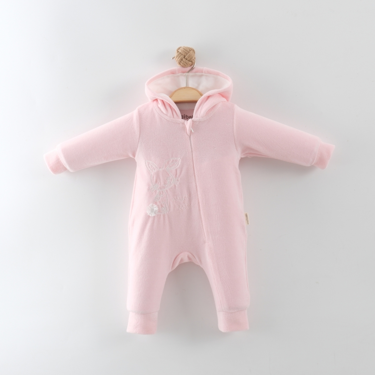 PEMBE