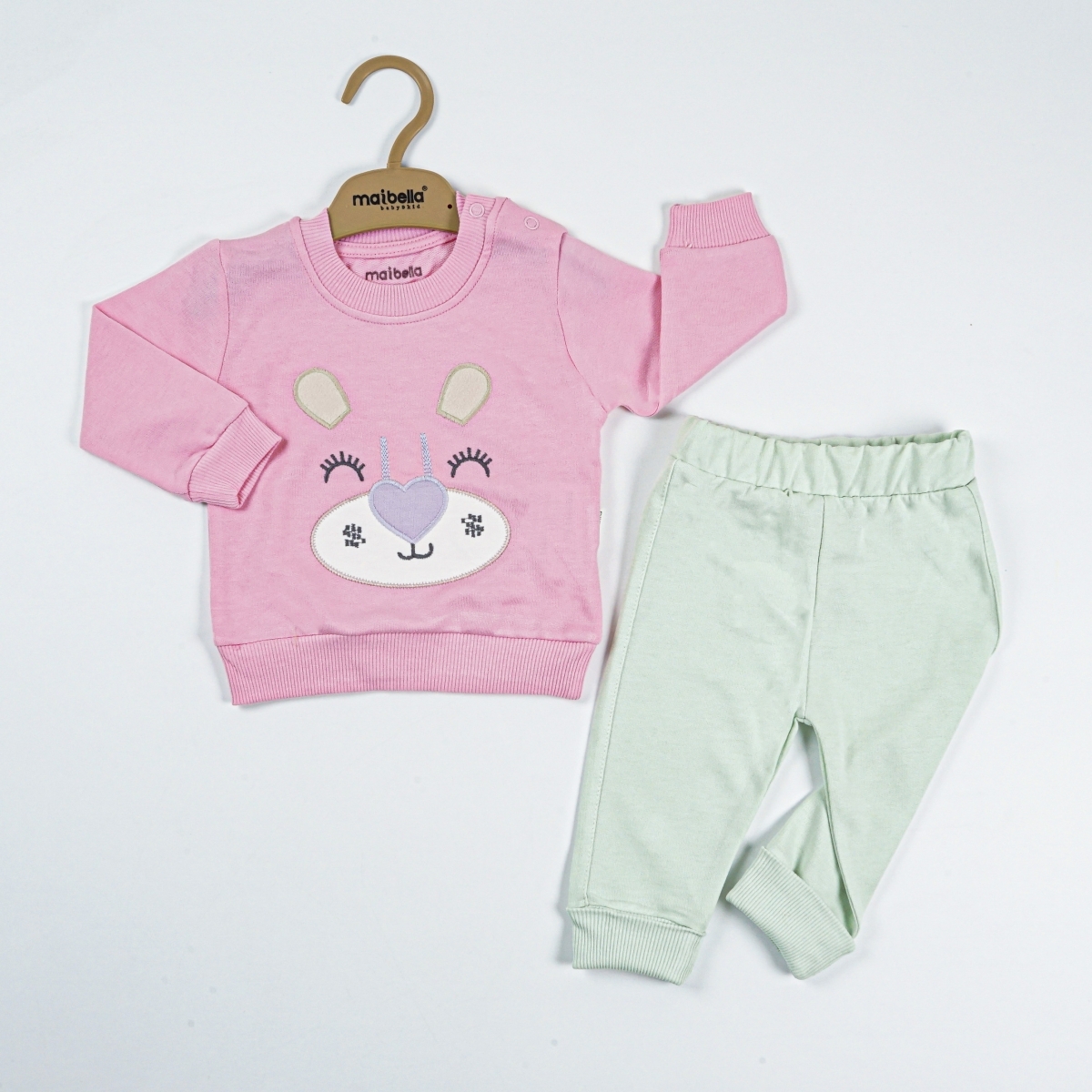 PEMBE